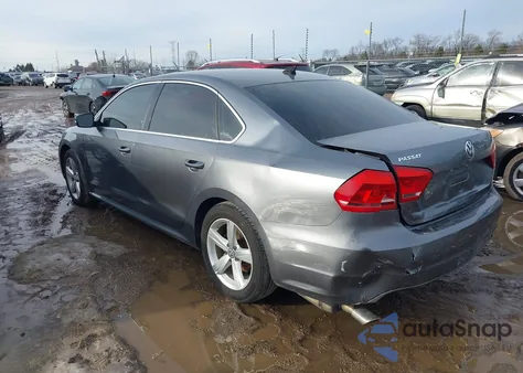 2012 Volkswagen Passat 2.5L Se из США, поврежденный, VIN 1VWBH7A36CC109582